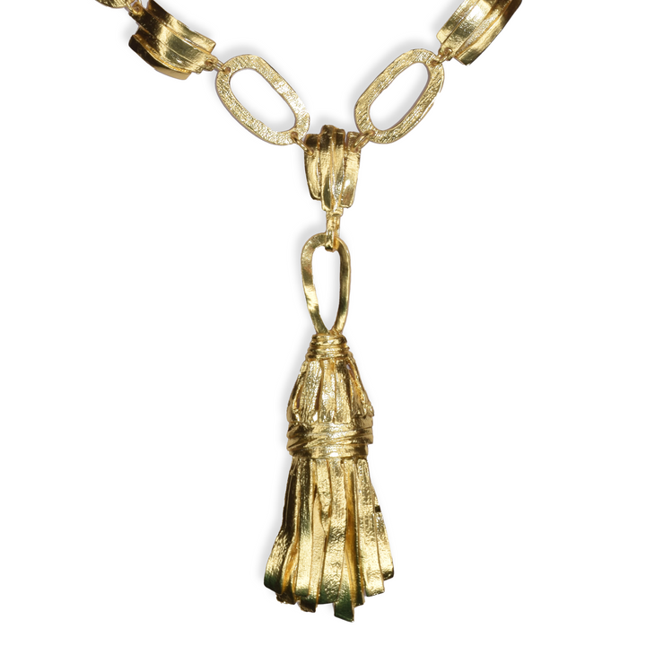 Tassel-inspired pendant Necklace