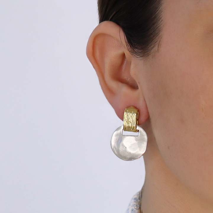 Mixed metal short drop earrings - Karine Sultan