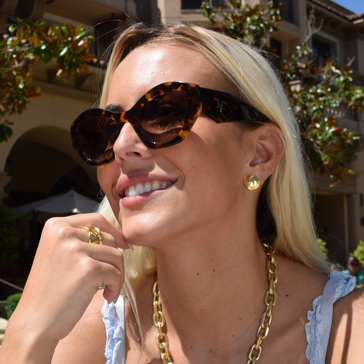 Mini shell stud - Karine Sultan