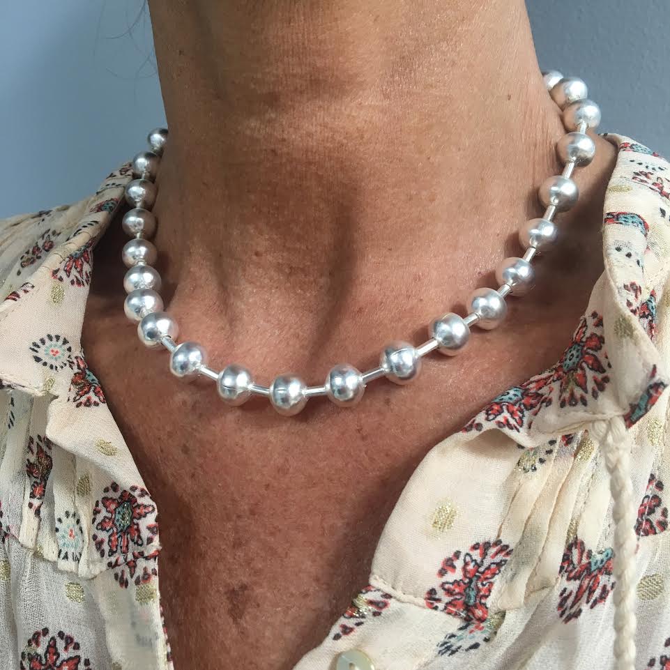 Beaded necklace - Karine Sultan