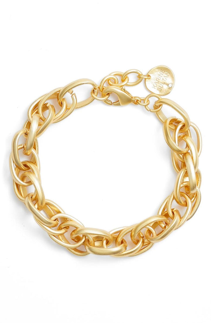Intertwined Links Set