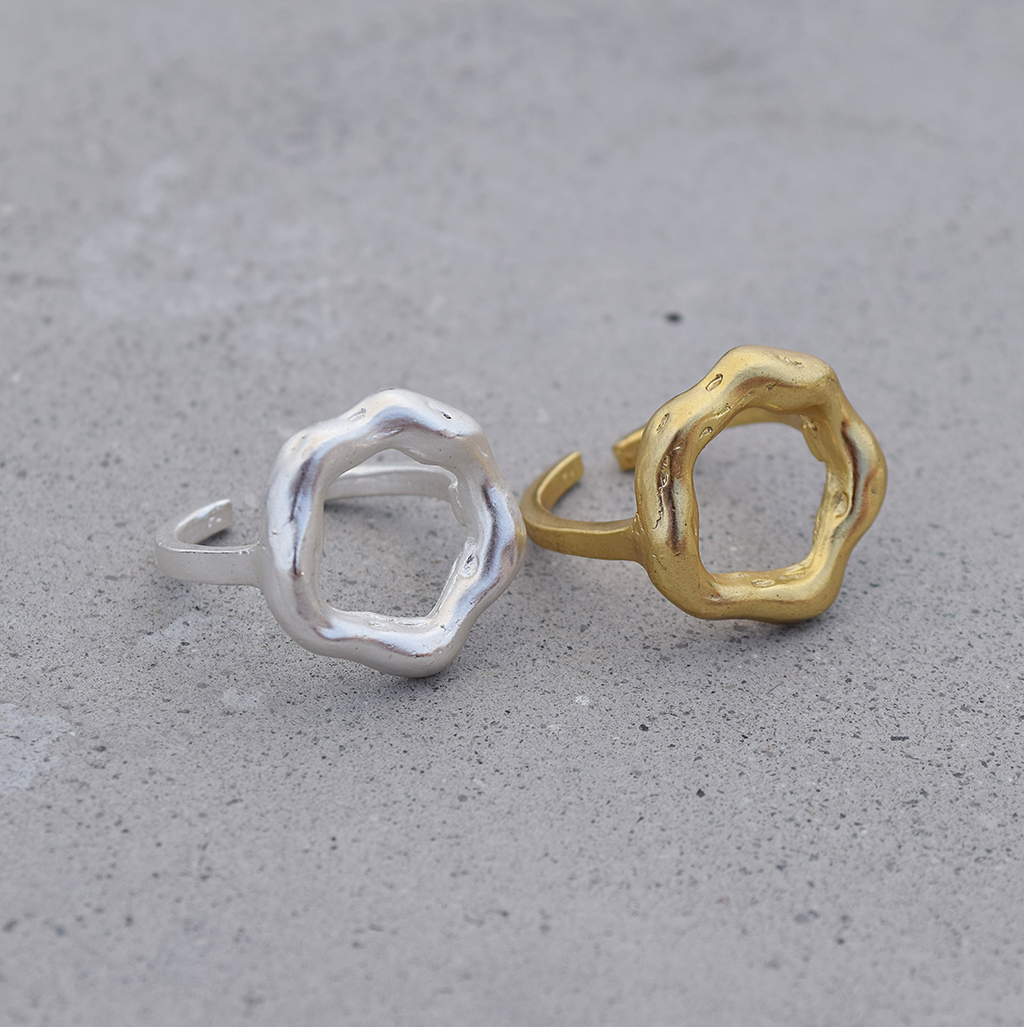 Organic circle ring