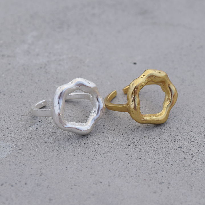 Organic Circle Ring - Karine Sultan