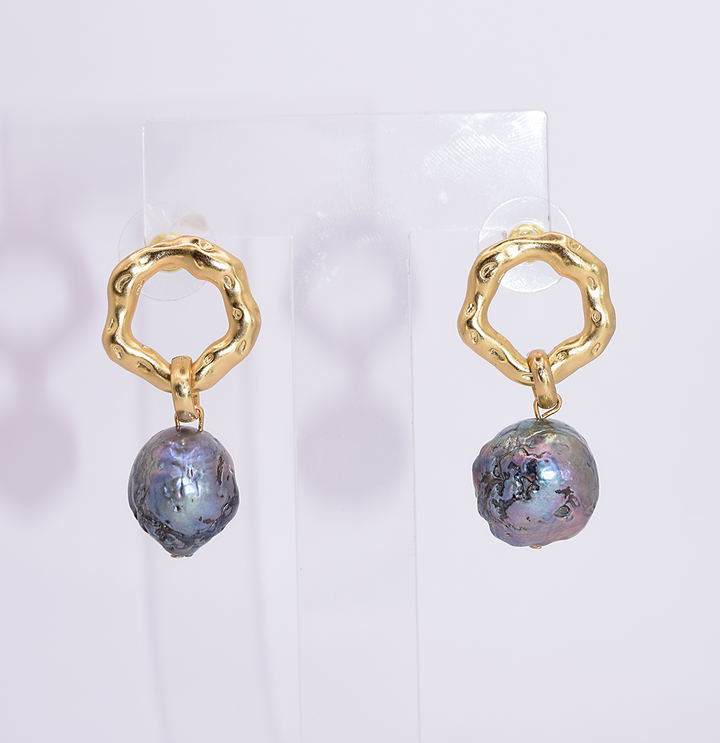 Organic Circle X Pearl Earrings - Karine Sultan