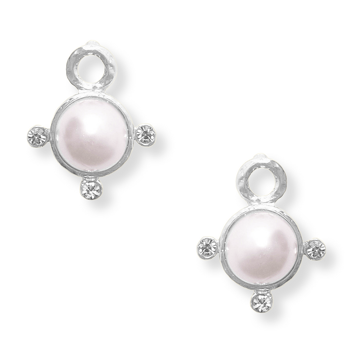 Pearls and crystals stud Earrings