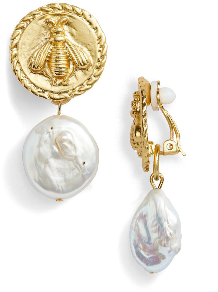 Bee clip & flat pearl clip-on earrings - Karine Sultan