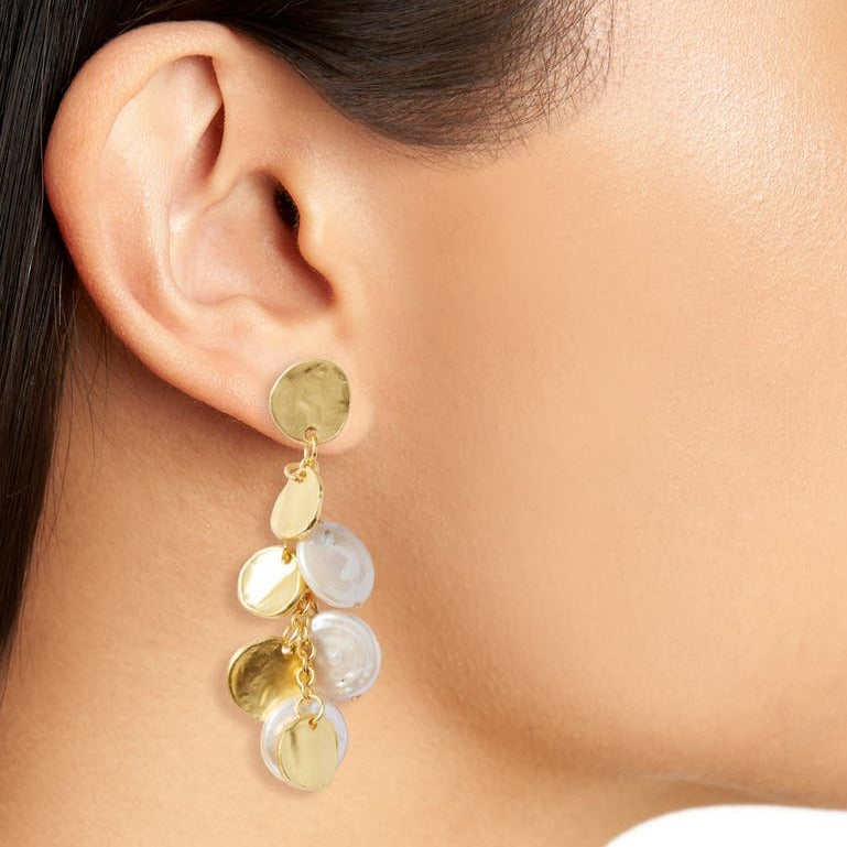 Coin and flat pearl chandelier earrings - Karine Sultan