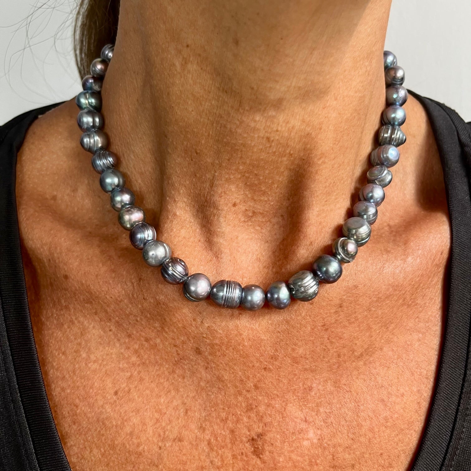 Blue peacock pearl strand necklace