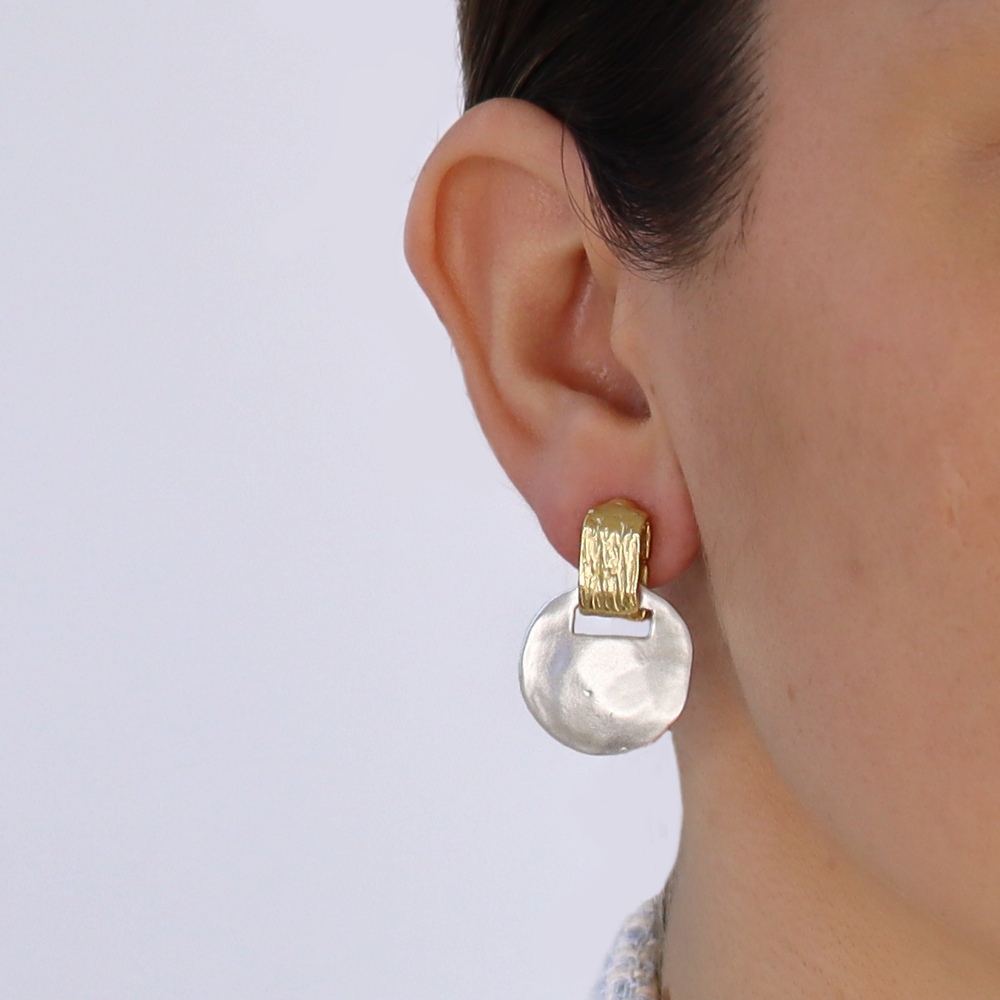 Mixed metal short drop earrings - Karine Sultan