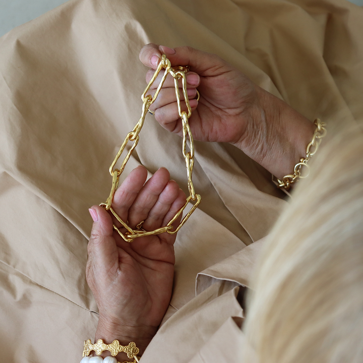 Long Links Short Chain