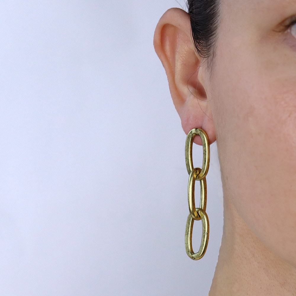 Thick link linear drop earrings - Karine Sultan