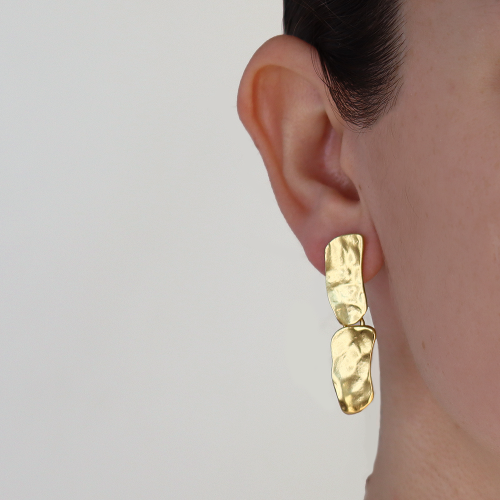 Cobblestone drop clip-on earrings - Karine Sultan