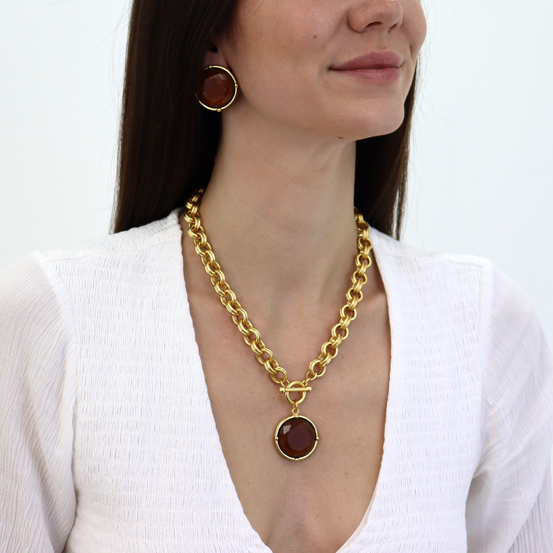 Cabochon Pendant Necklace