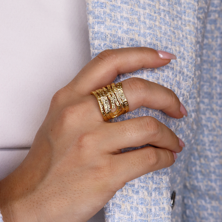 Swirling Ring - Karine Sultan