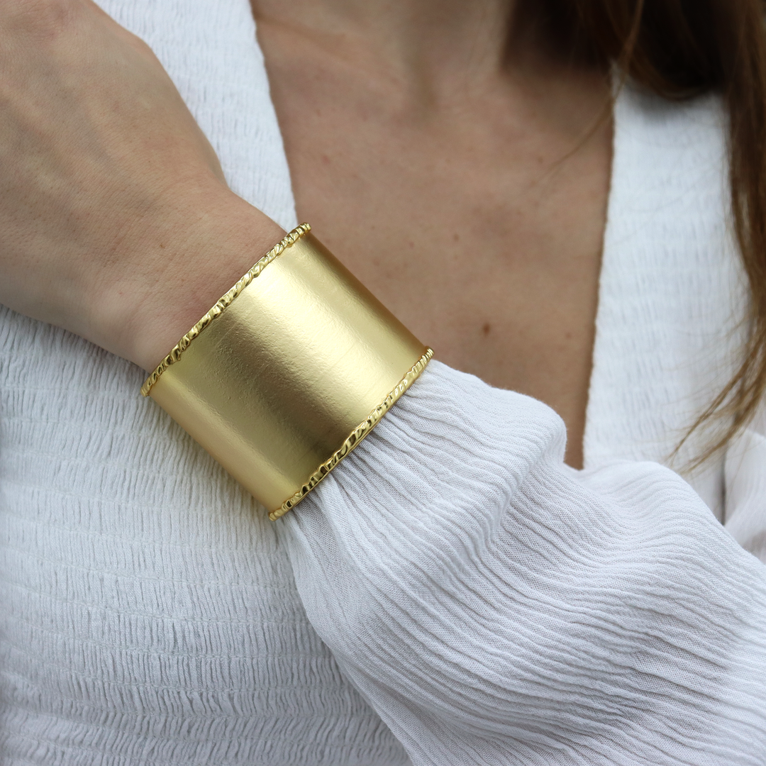 Sculpted Edge Cuff