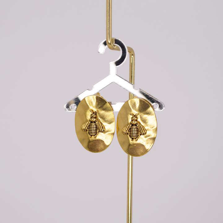 Bee Oval Clip Earrings - Karine Sultan