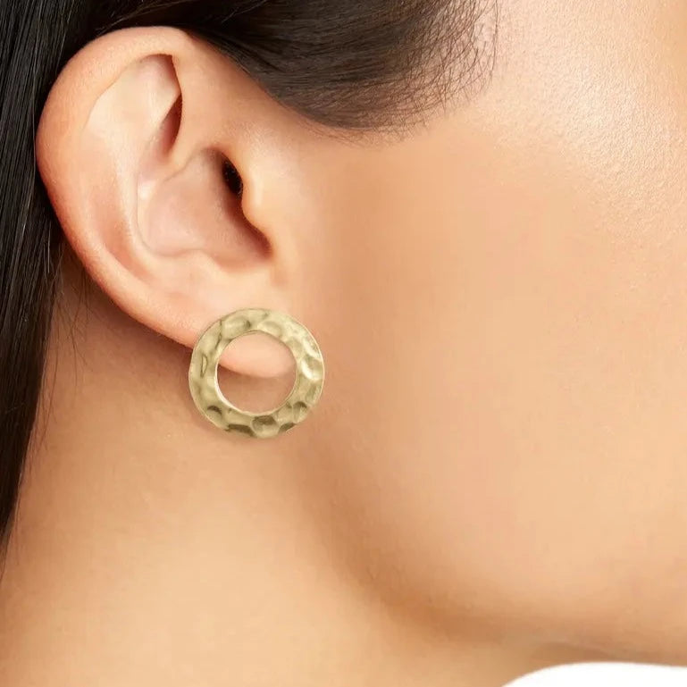 Large circle stud earrings - Karine Sultan