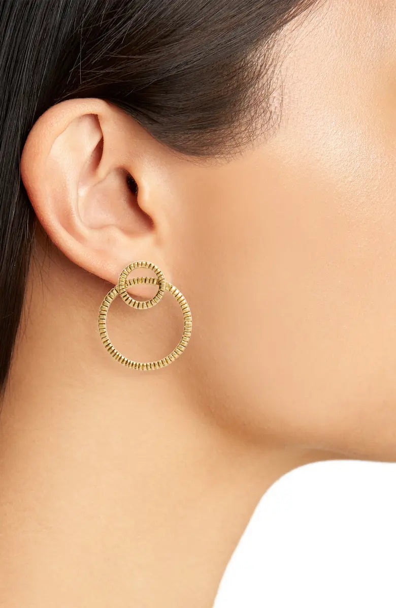 Double circle frontal hoop earrings - Karine Sultan