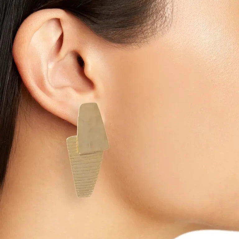 Overlap clip-on earrings - Karine Sultan