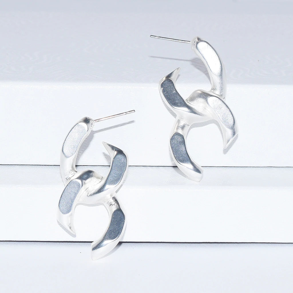 Chunky curb link earring - Karine Sultan