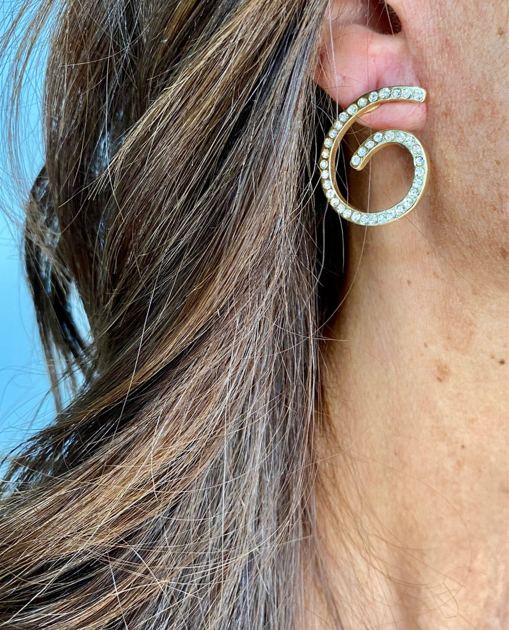 Large spiral stud earrings - Karine Sultan
