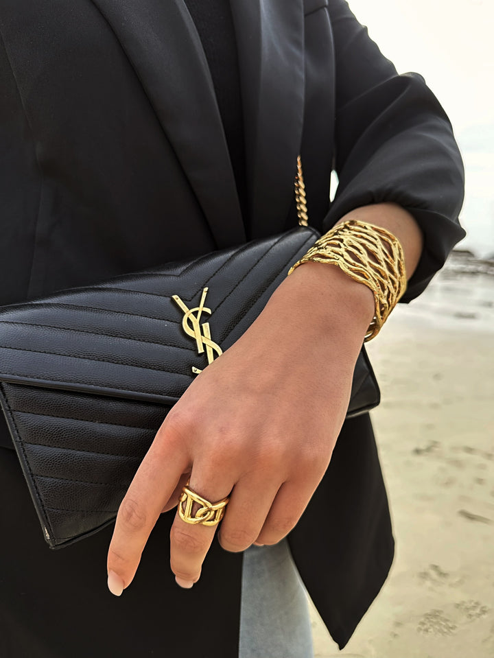 Oversized link stiff band ring - Karine Sultan