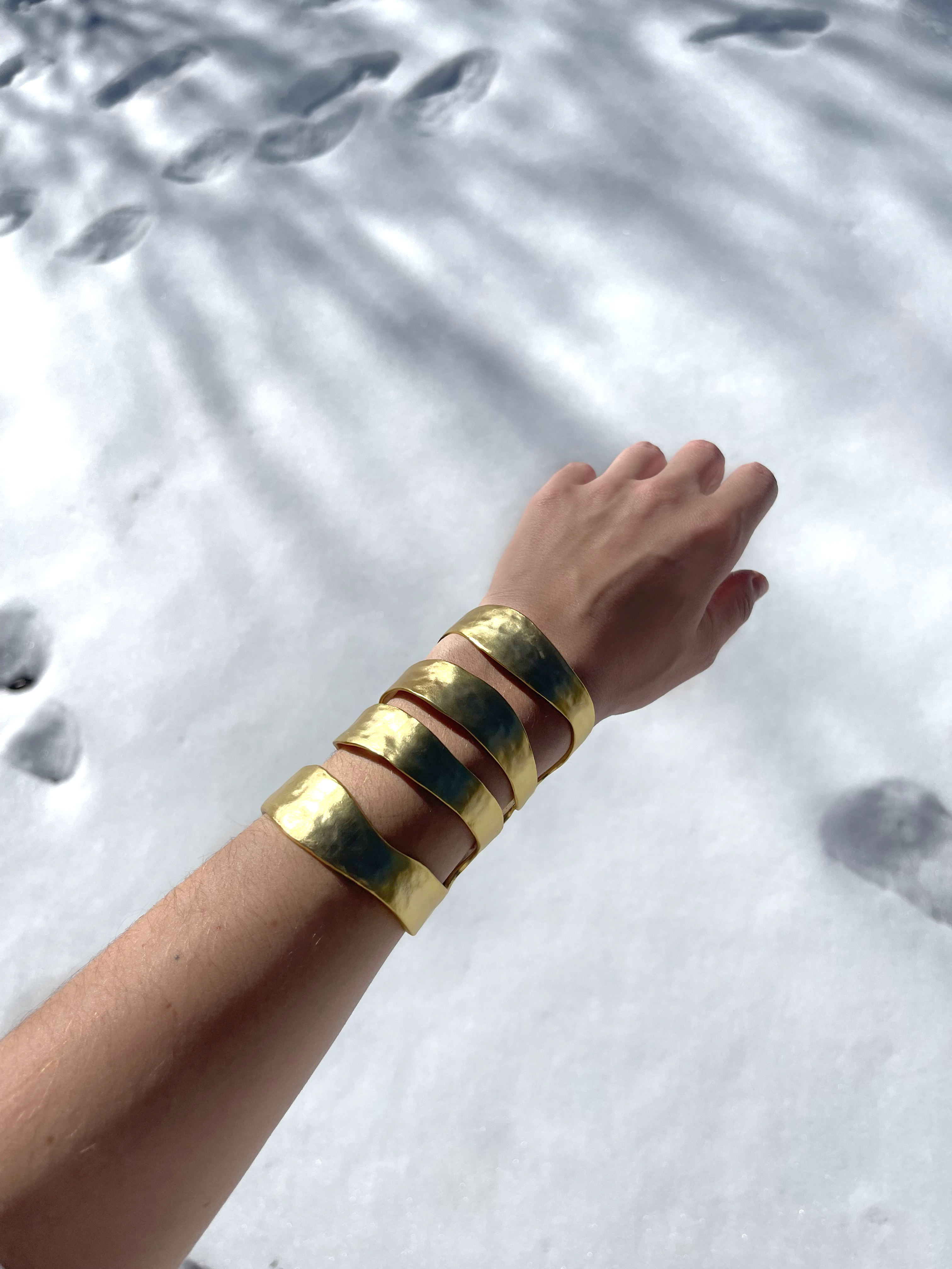 Four row cuff - Karine Sultan