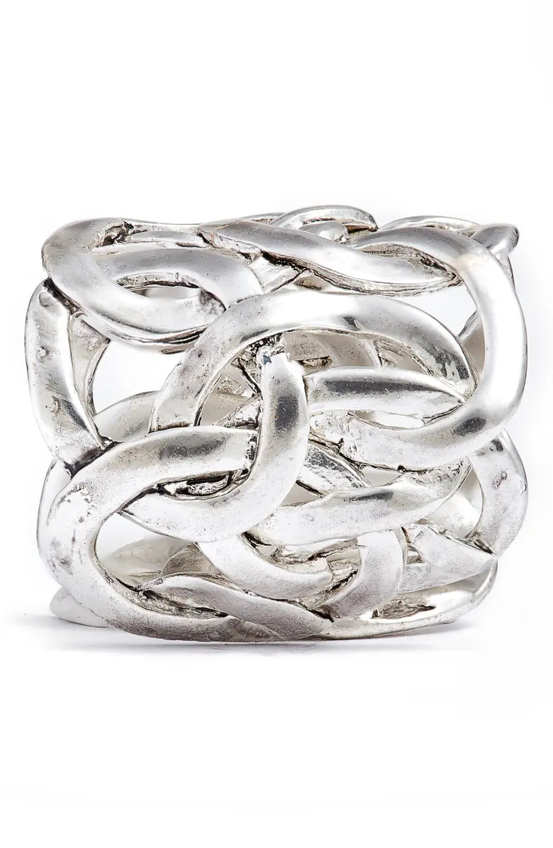 Oversize overlap ring